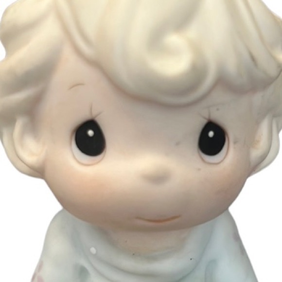 Clearance Sale - Precious Moments Little Girl Figurine - Picture 6 of 9